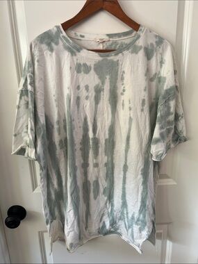 easel Light Sage Green Tie-Dye Short Sleeve Tee